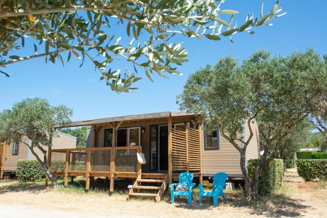 Campasun Camping International d'Aups Esterno foto
